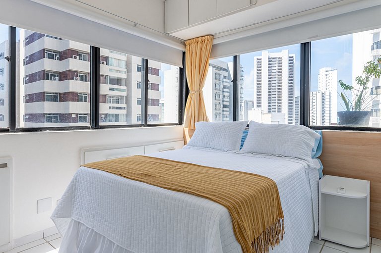 Apartamento com vista incrível e piscina - GS501