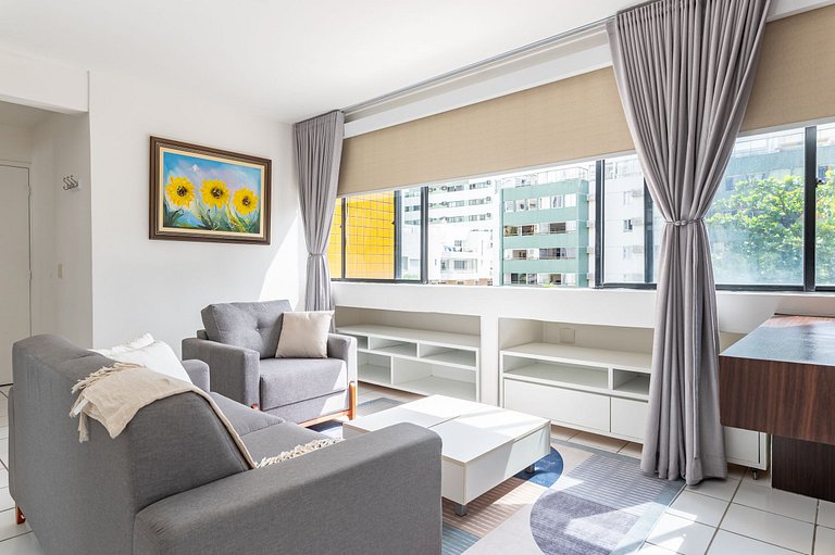 Apartamento com vista incrível e piscina - GS501