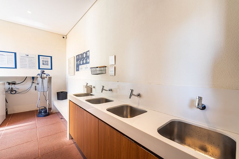 Studio c/ Piscina e Metrô em Pinheiros - PG313