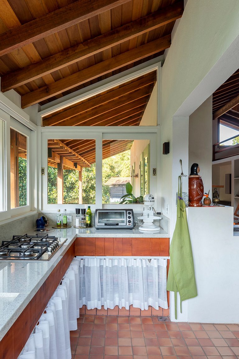 Casa de Campo de Alto Padrão | Charme & Conforto - CC