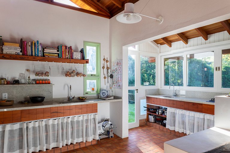 Casa de Campo de Alto Padrão | Charme & Conforto - CC