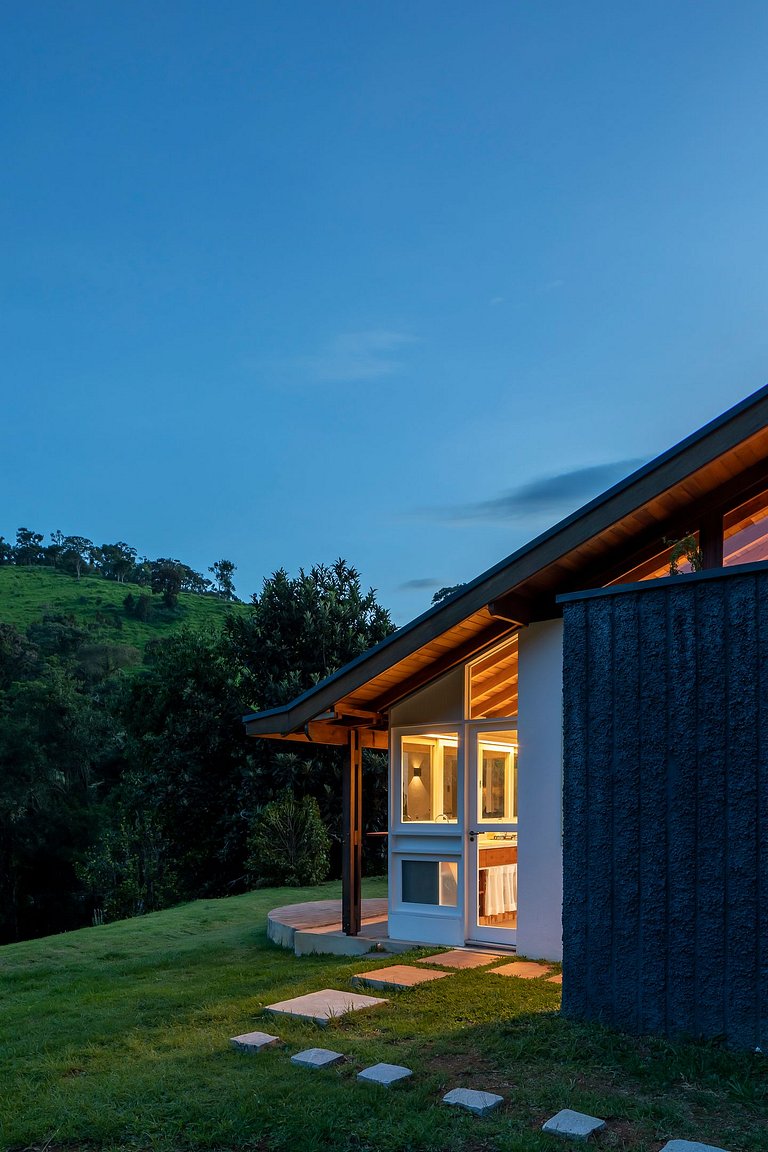 Casa de Campo de Alto Padrão | Charme & Conforto - CC