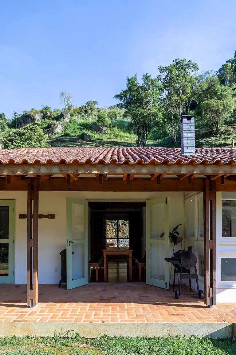 Casa de Campo de Alto Padrão | Charme & Conforto - CC