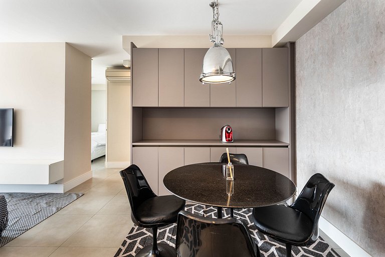 Apto Luxo c/ Vista Incrível em Pinheiros - DNA241