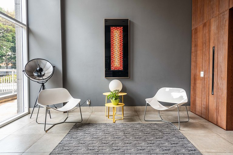 Studio moderno com vista no Brooklin - L205