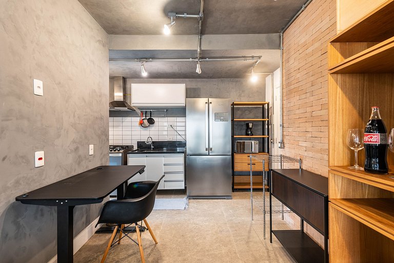 Studio moderno com vista no Brooklin - L205