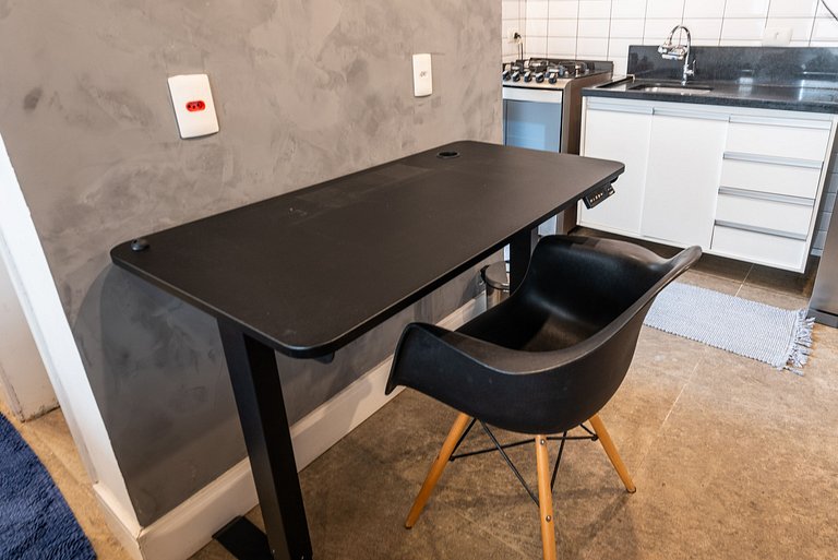 Studio moderno com vista no Brooklin - L205