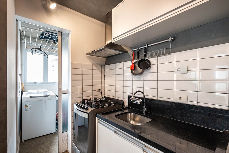 Studio moderno com vista no Brooklin - L205