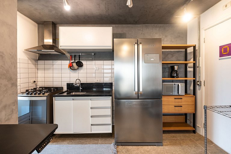 Studio moderno com vista no Brooklin - L205