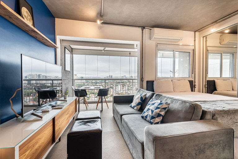 Studio moderno com vista no Brooklin - L205