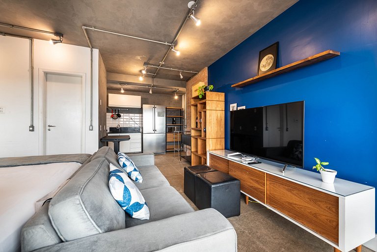 Studio moderno com vista no Brooklin - L205