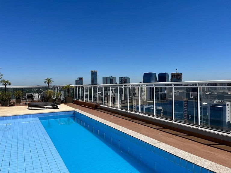 Studio moderno com vista no Brooklin - L205