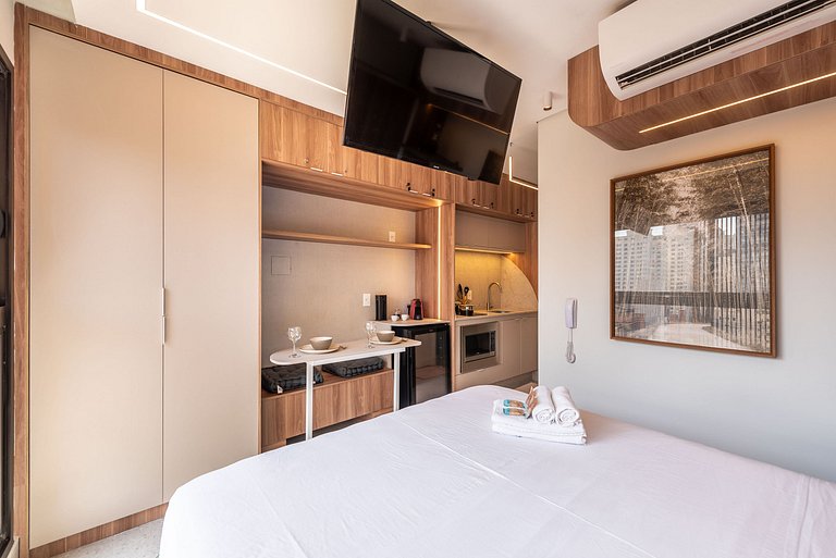 Studio elegante com vista em Moema - IP1208