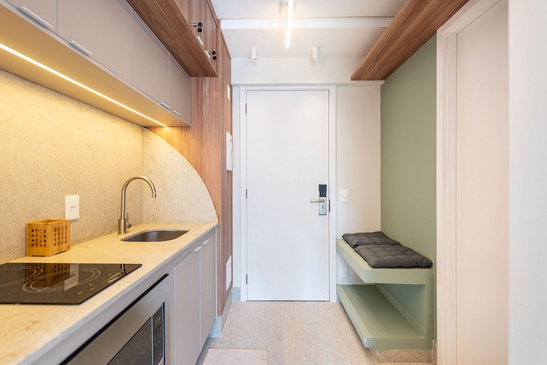 Studio elegante com vista em Moema - IP1208