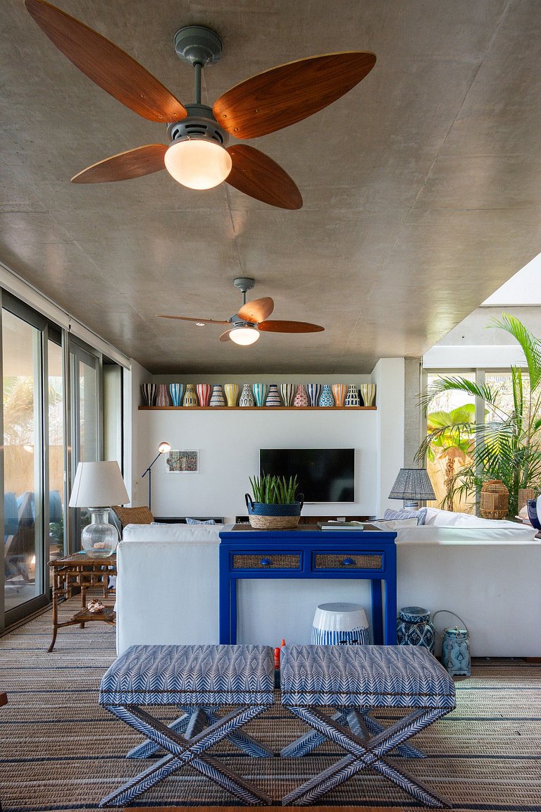 Casa Alto Padrão Pé na Areia | Guaecá - CG