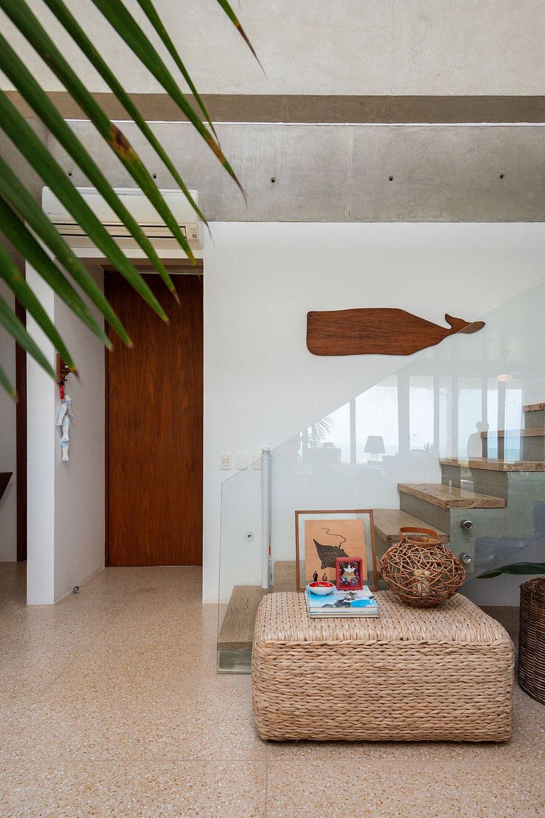 Casa Alto Padrão Pé na Areia | Guaecá - CG