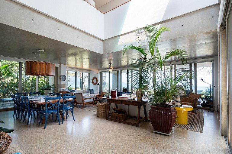 Casa Alto Padrão Pé na Areia | Guaecá - CG