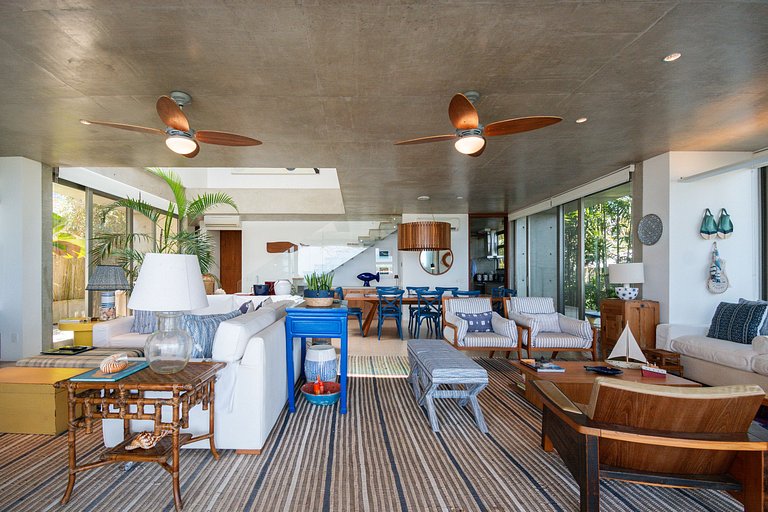 Casa Alto Padrão Pé na Areia | Guaecá - CG