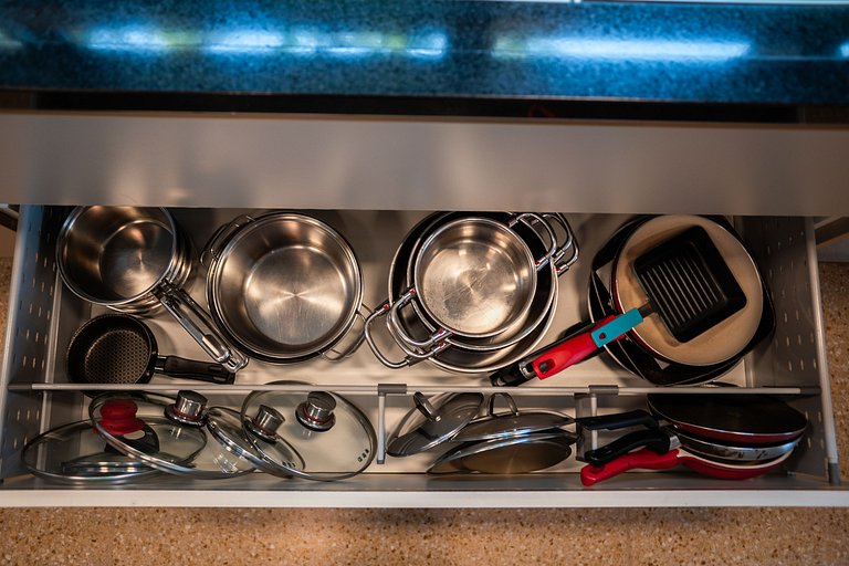 Alto Padrão Pé na Areia com Piscina em Guaecá - CG