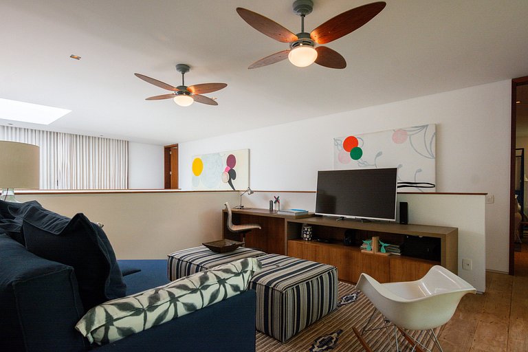 Casa Alto Padrão Pé na Areia | Guaecá - CG