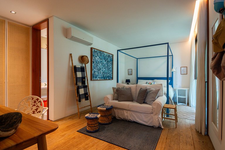 Casa Alto Padrão Pé na Areia | Guaecá - CG