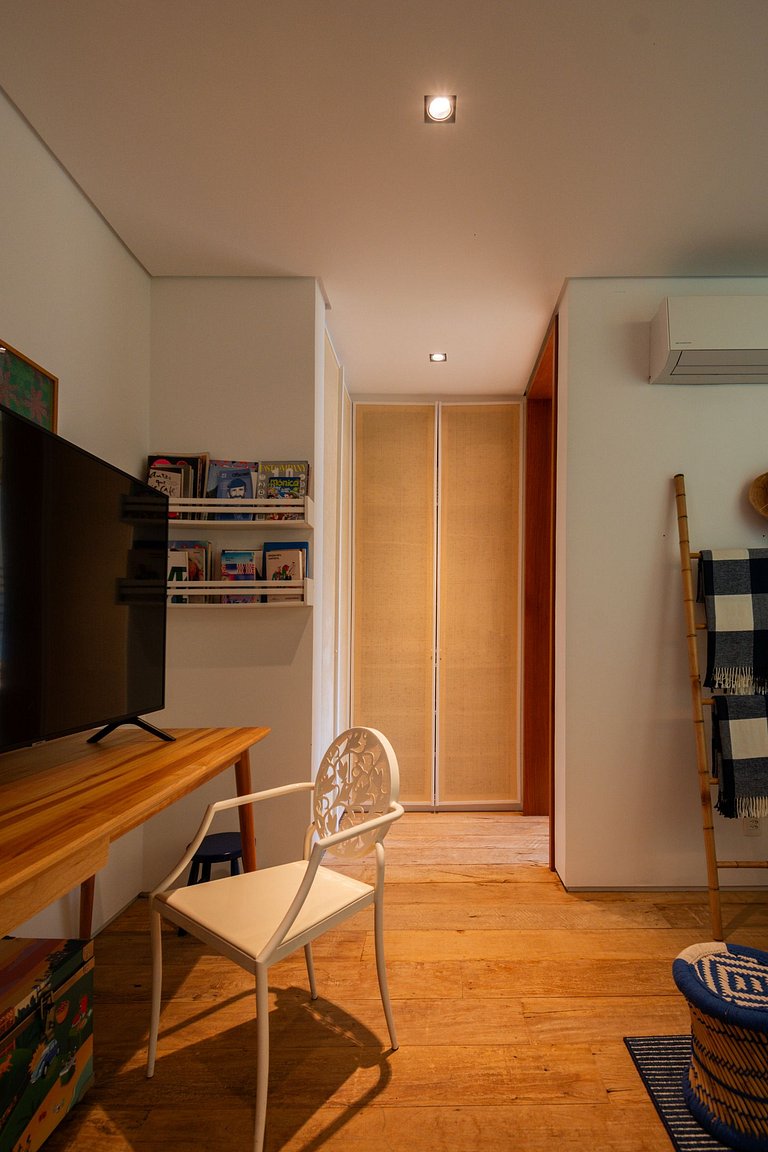 Casa Alto Padrão Pé na Areia | Guaecá - CG