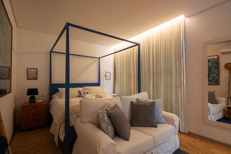 Casa Alto Padrão Pé na Areia | Guaecá - CG