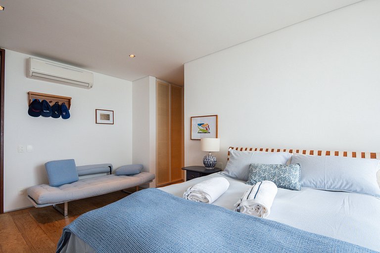 Casa Alto Padrão Pé na Areia | Guaecá - CG