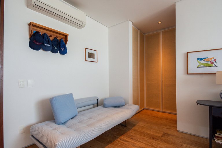 Casa Alto Padrão Pé na Areia | Guaecá - CG