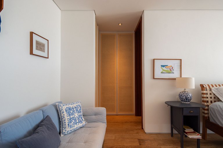 Casa Alto Padrão Pé na Areia | Guaecá - CG