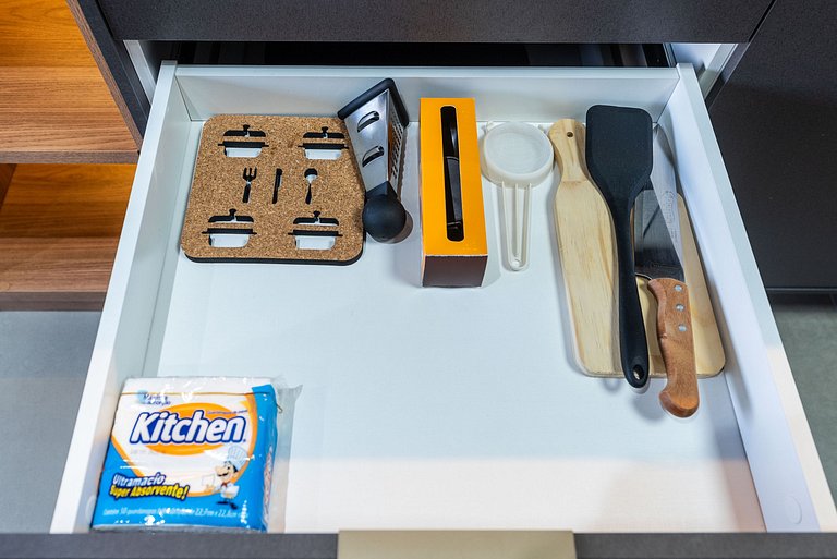 Studio c/ Piscina na Cobertura no Sumaré - G1-103