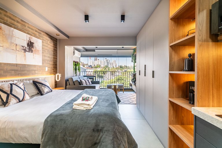 Studio c/ Piscina na Cobertura no Sumaré - G1-103