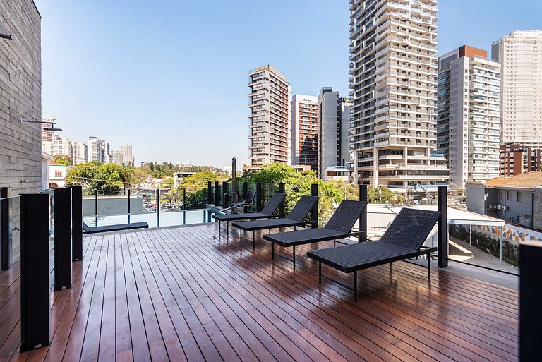 Studio c/ Piscina na Cobertura no Sumaré - G1-103