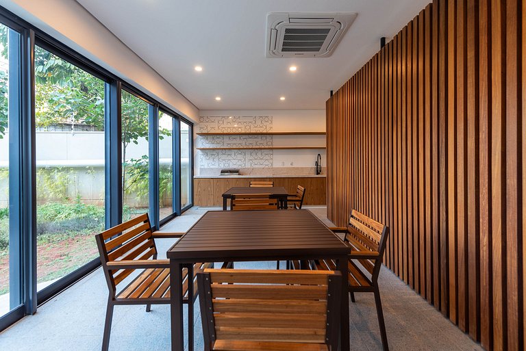 Studio c/ Piscina na Cobertura no Sumaré - G1-103