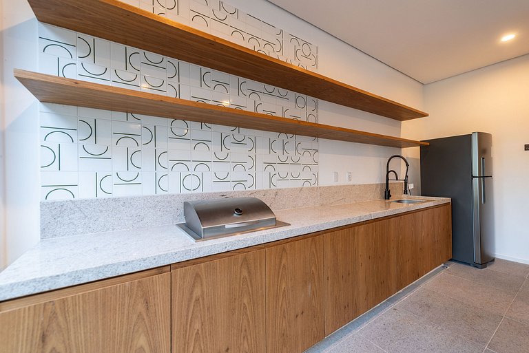 Studio c/ Piscina na Cobertura no Sumaré - G1-103