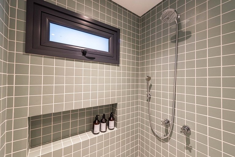 Studio Elegante em Pinheiros próx. Metrô - PG606