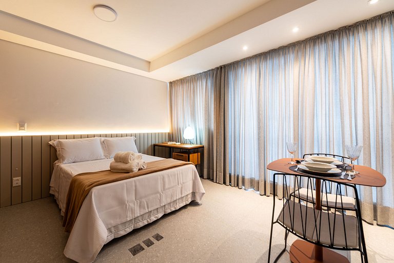 Studio Elegante em Pinheiros próx. Metrô - PG606