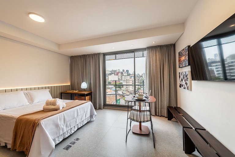 Studio Elegante em Pinheiros próx. Metrô - PG606