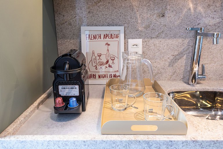 Studio Elegante em Pinheiros próx. Metrô - PG606