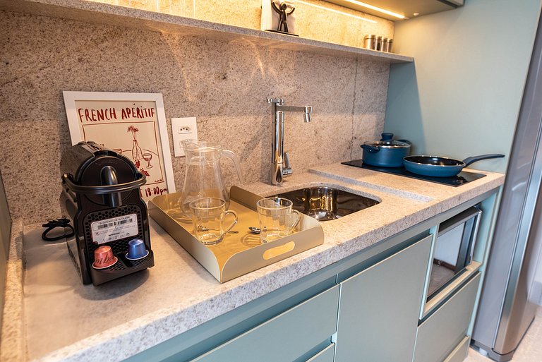 Studio Elegante em Pinheiros próx. Metrô - PG606