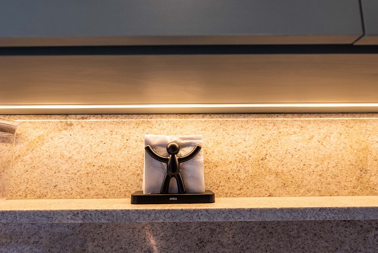 Studio Elegante em Pinheiros próx. Metrô - PG606