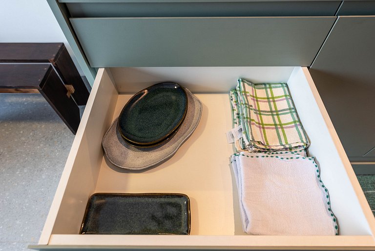 Studio Elegante em Pinheiros próx. Metrô - PG606