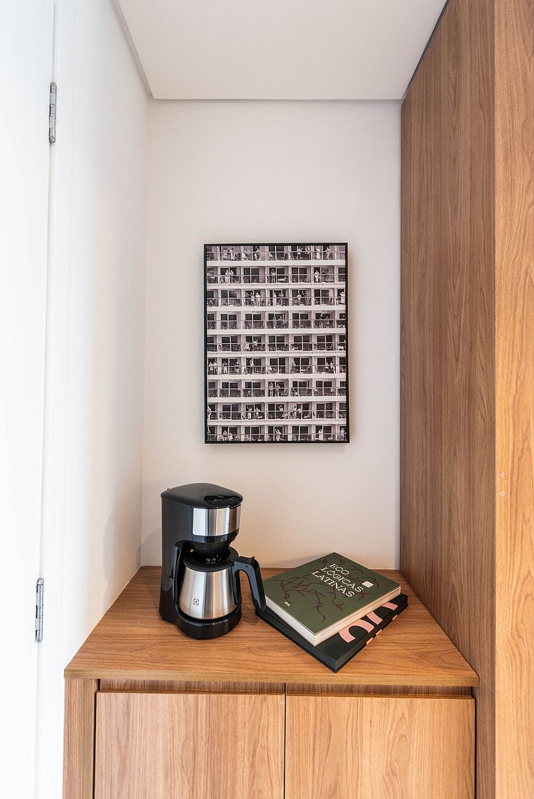 Studio Elegante em Pinheiros próx. Metrô - PG606