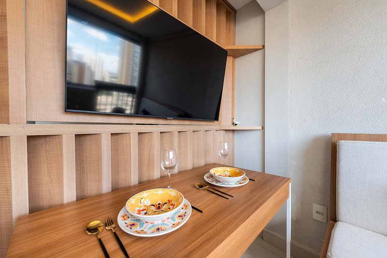 Studio Completo com Piscina na Cobertura - KH702