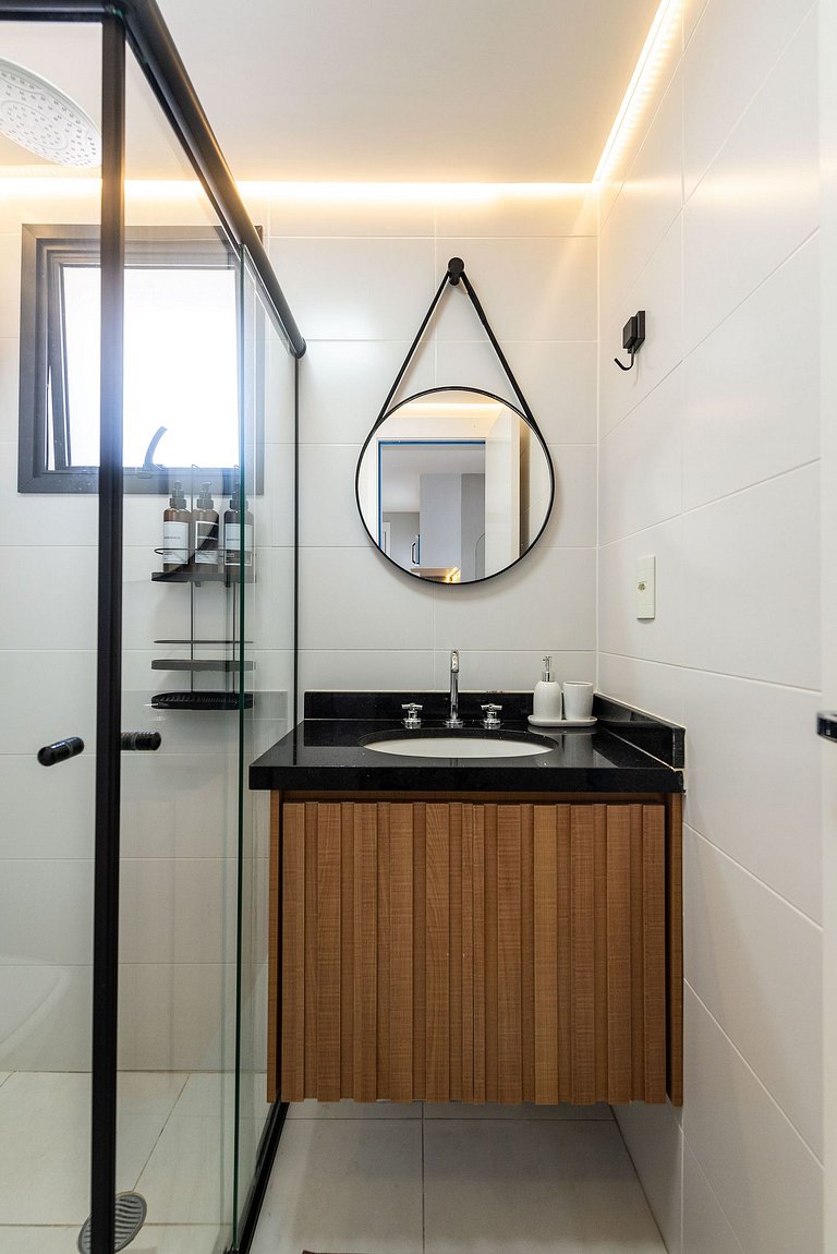 Studio Completo com Piscina na Cobertura - KH702