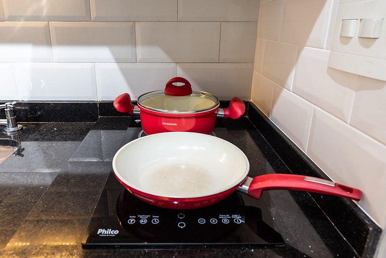 Studio Completo com Piscina na Cobertura - KH702