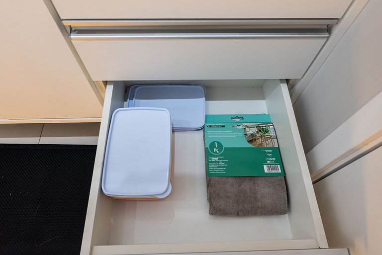 Studio Completo com Piscina na Cobertura - KH702