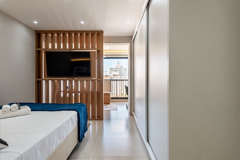 Studio Completo com Piscina na Cobertura - KH702