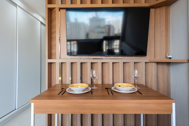 Studio Completo com Piscina na Cobertura - KH702