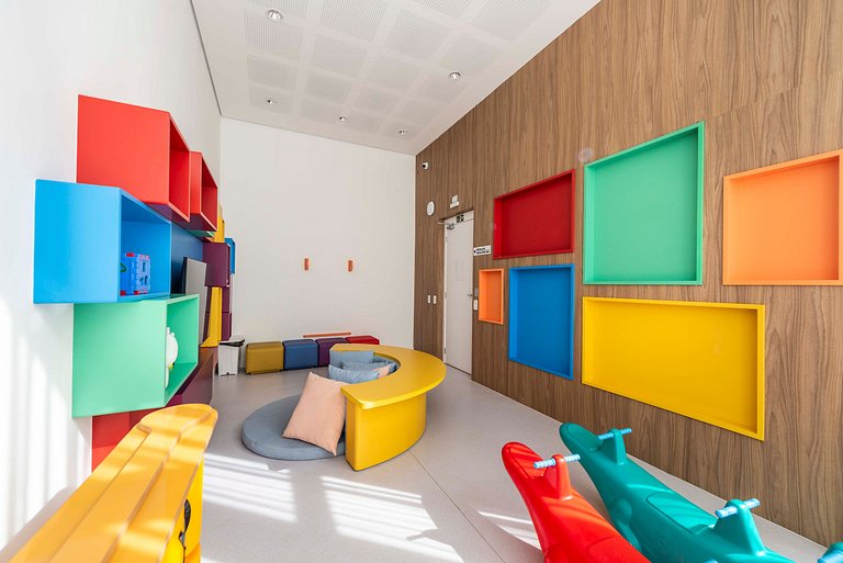 Studio Completo com Piscina na Cobertura - KH702